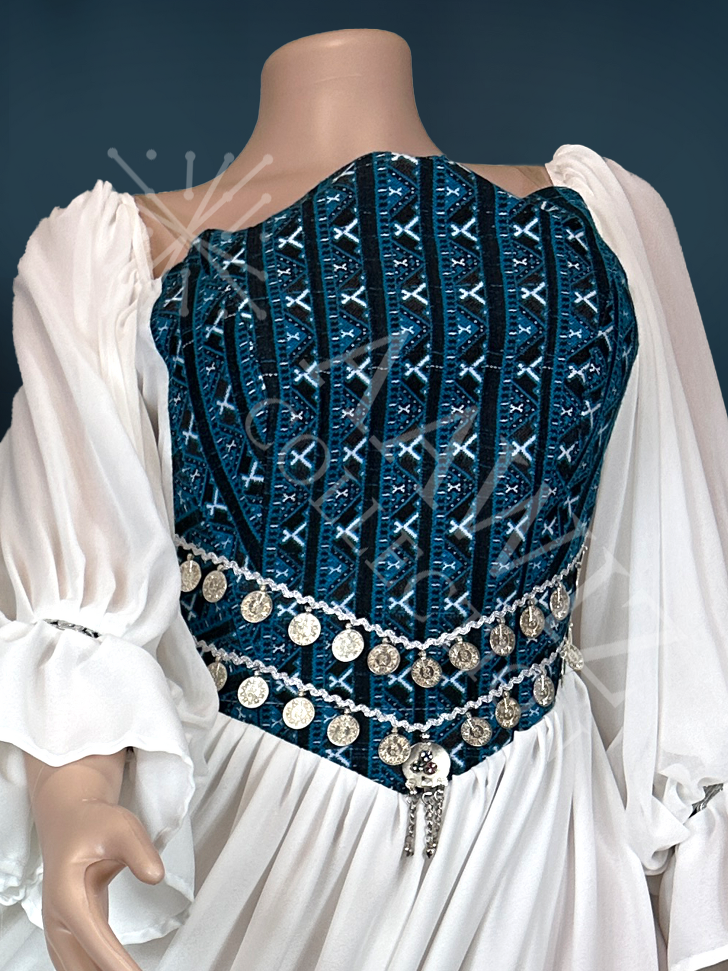 Roya Dress – Afghan Elegance in Motion (1 Piece)