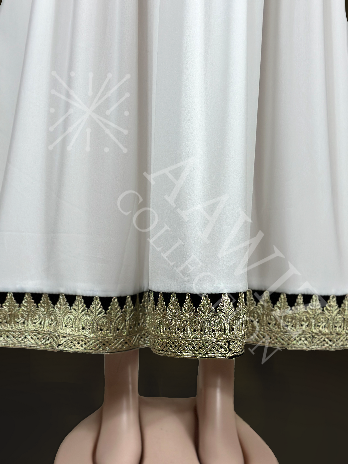 Zarmina – Classic White Afghan Dress (1 Piece)